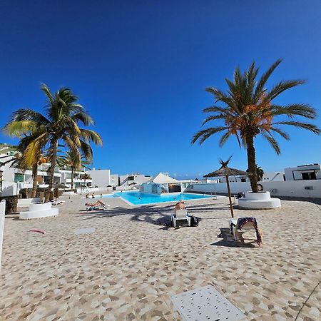 Azul Tuscan Playa Y Piscina Costa Teguise Luaran gambar