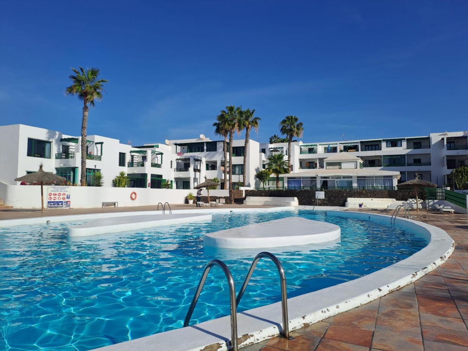 Azul Tuscan Playa Y Piscina Costa Teguise Luaran gambar