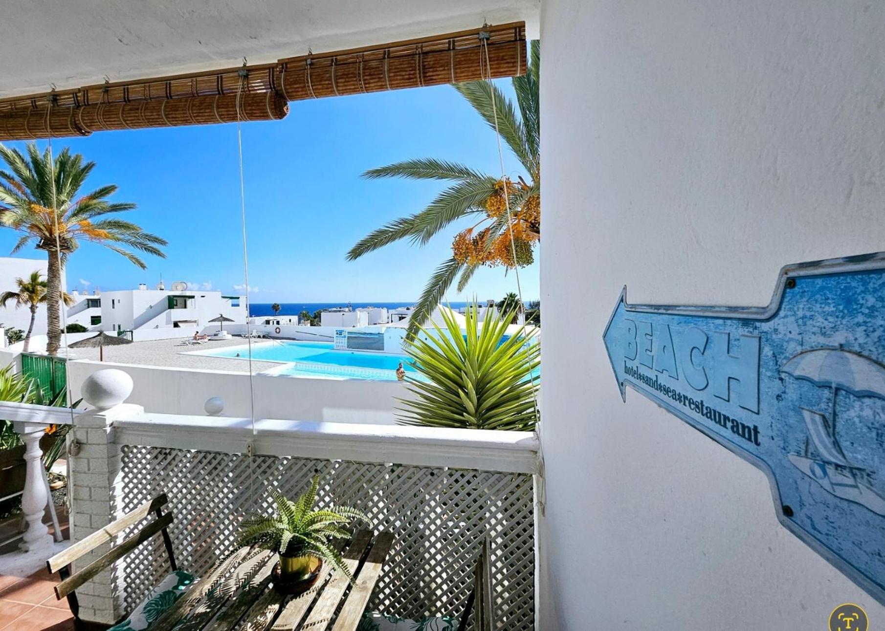 Azul Tuscan Playa Y Piscina Costa Teguise Luaran gambar