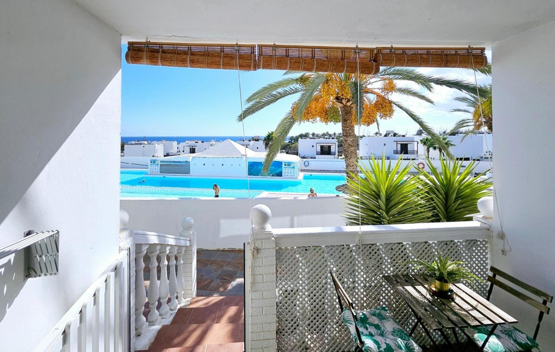 Azul Tuscan Playa Y Piscina Costa Teguise Luaran gambar
